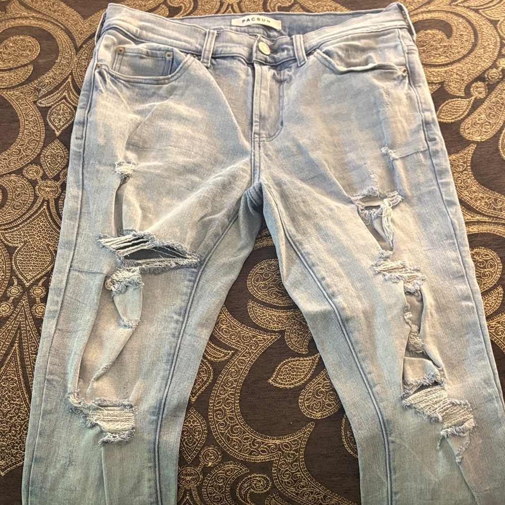PacSun Light Wash Ripped Boyfriend Jeans